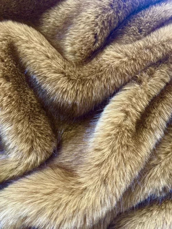 песец двухцветный светло-коричневый